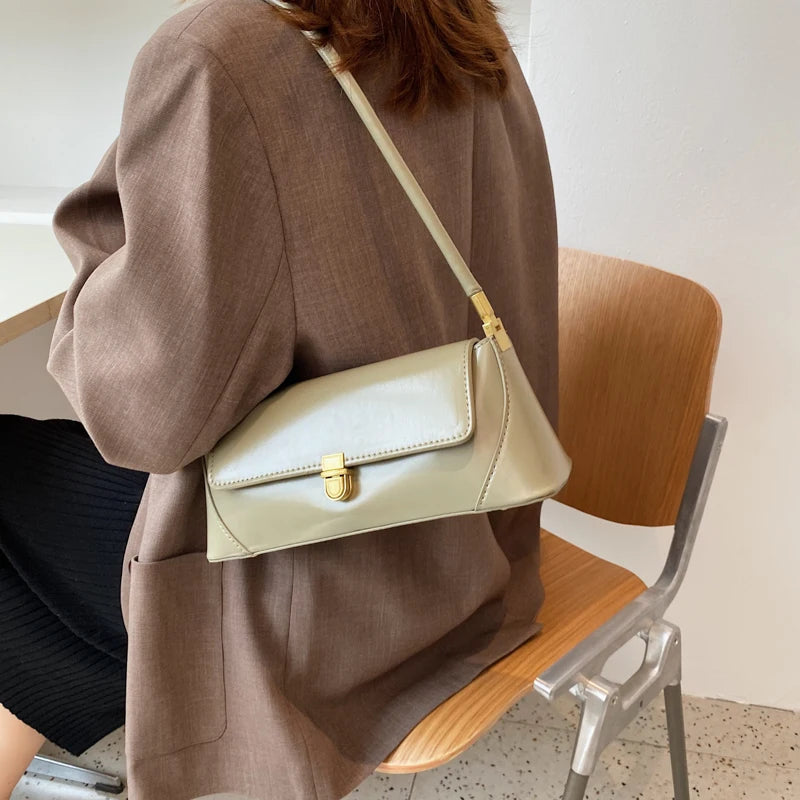 Classic Shoulder Bag French Vintage Handbag  Women Brand Bags Fashion Female Single Shoulder Bag Classic Clutches