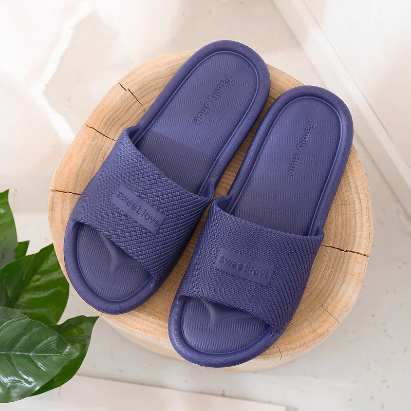 New Slippers Women Summer Flip Flops Indoor House Couples Home Bathroom Non-slip Soft Tide To Wear Slippers Flat Shoes