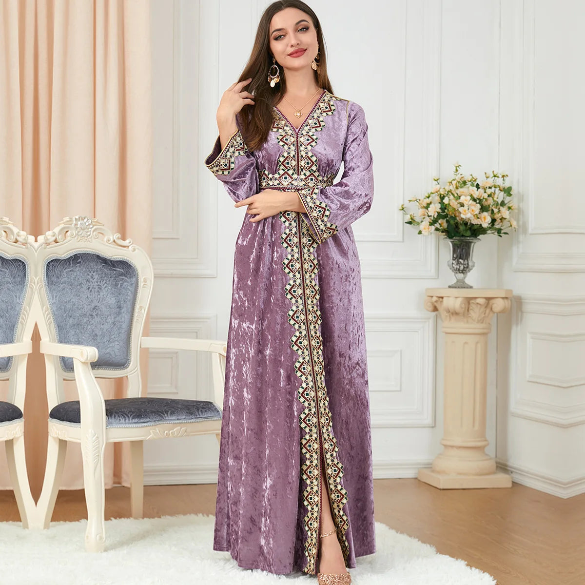 Muslim Abaya Women's New Loose Fitting V-Neck High-End Long Dress Elegant Long Sleeved Golden Velvet Dresses