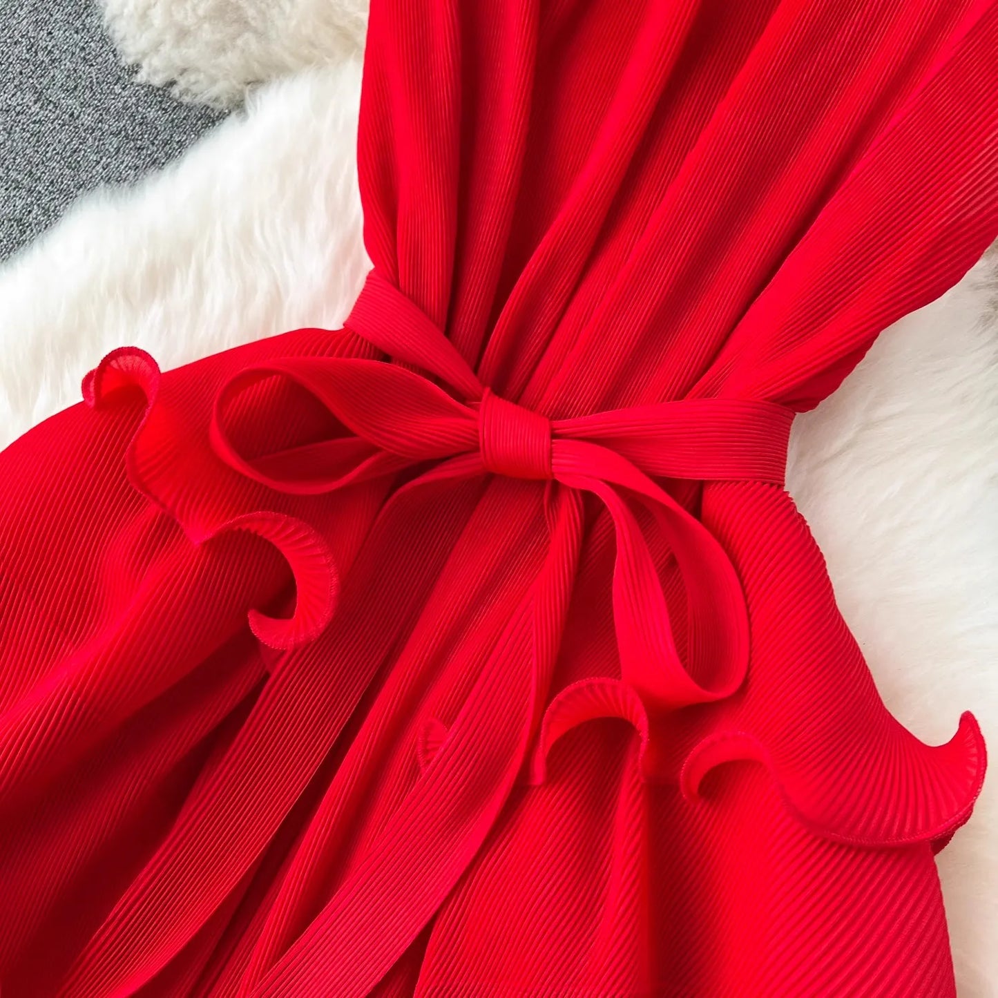 Elegant Pleated Dress For Women's Ruffles Stand Collar Sleeveless Belt High Waist A-Line Dress  Fashion New Clothing