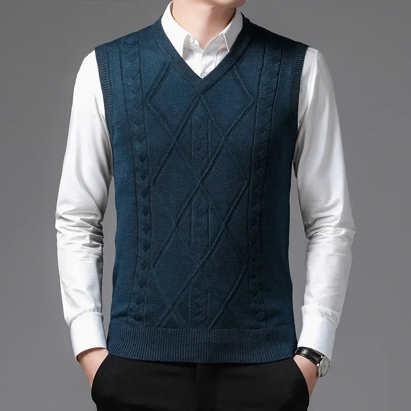 New Style Wool Knitted Vest Men's  Solid Color Casual Knitted Vest Pullover Sweater