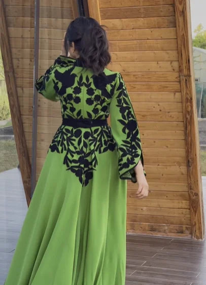 Dress New Embroidery V-Neck Kaftan Women New Slim Ramadan Festival Party Green Robe Clothing