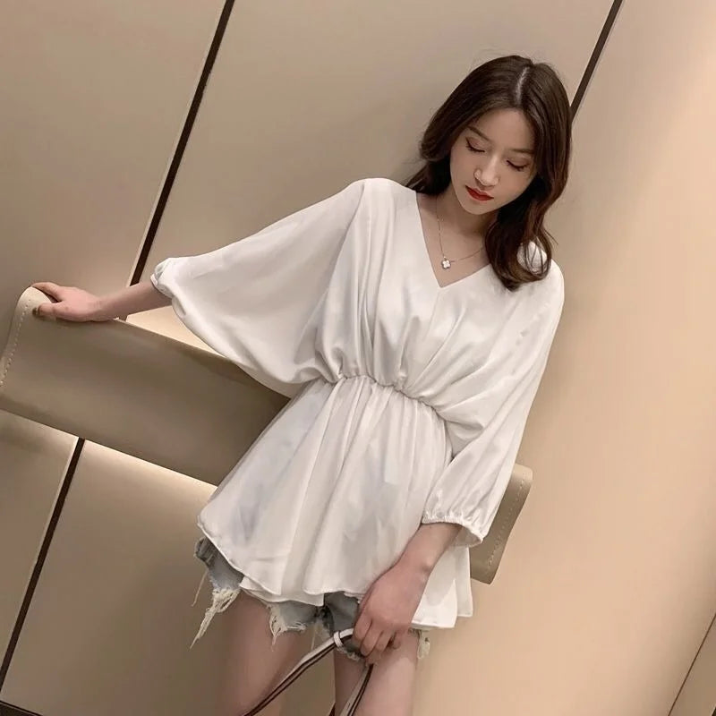 Tops for Women Loose Womens Shirt & Blouse Ruffle Clothes White with Sleeves Frill V Neck Pretty Elegant Chic Modern Long Youth