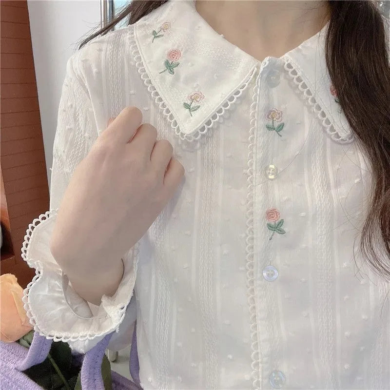Long Sleeve Shirts Women Vintage Sweet Floral Embroidery Loose Peter Pan Collar All-match Gentle Design Lovely Preppy Female Ins