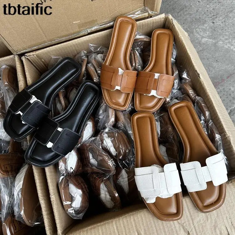 comfortable flat women's slippers fashionable casual sandals beach slippers 36-41 large size women's shoes