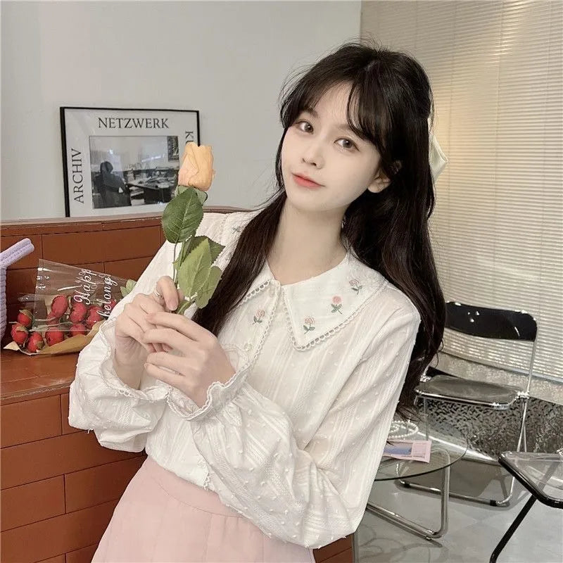 Long Sleeve Shirts Women Vintage Sweet Floral Embroidery Loose Peter Pan Collar All-match Gentle Design Lovely Preppy Female Ins