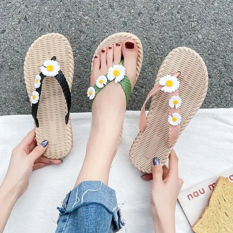 Women's Outer Wear Floral Summer Flip Flops Korean Style Wear-resistant Ladies Flat Sandals Beach Slippers