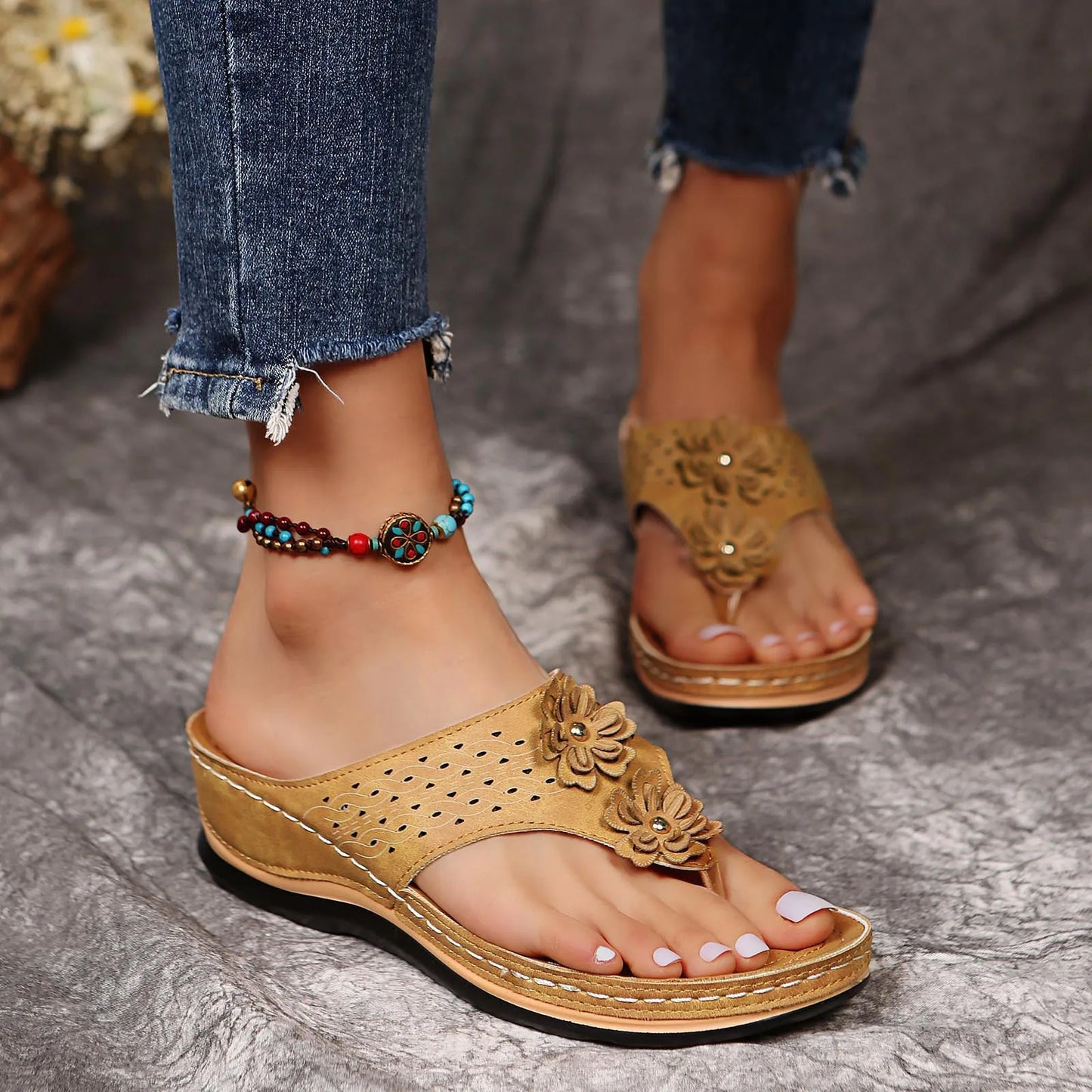 New Women's Slippers Fashion Flower Solid Color Wedge Flip-Flops Outdoor Platform Non-slip Beach Sandals Sandalias Shoes
