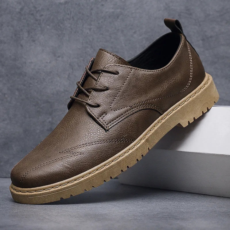 New Leather Casual Shoes for Men British Lace-up Oxford Shoes Men's Classic Business Dress Shoes Men Loafers  Hombre