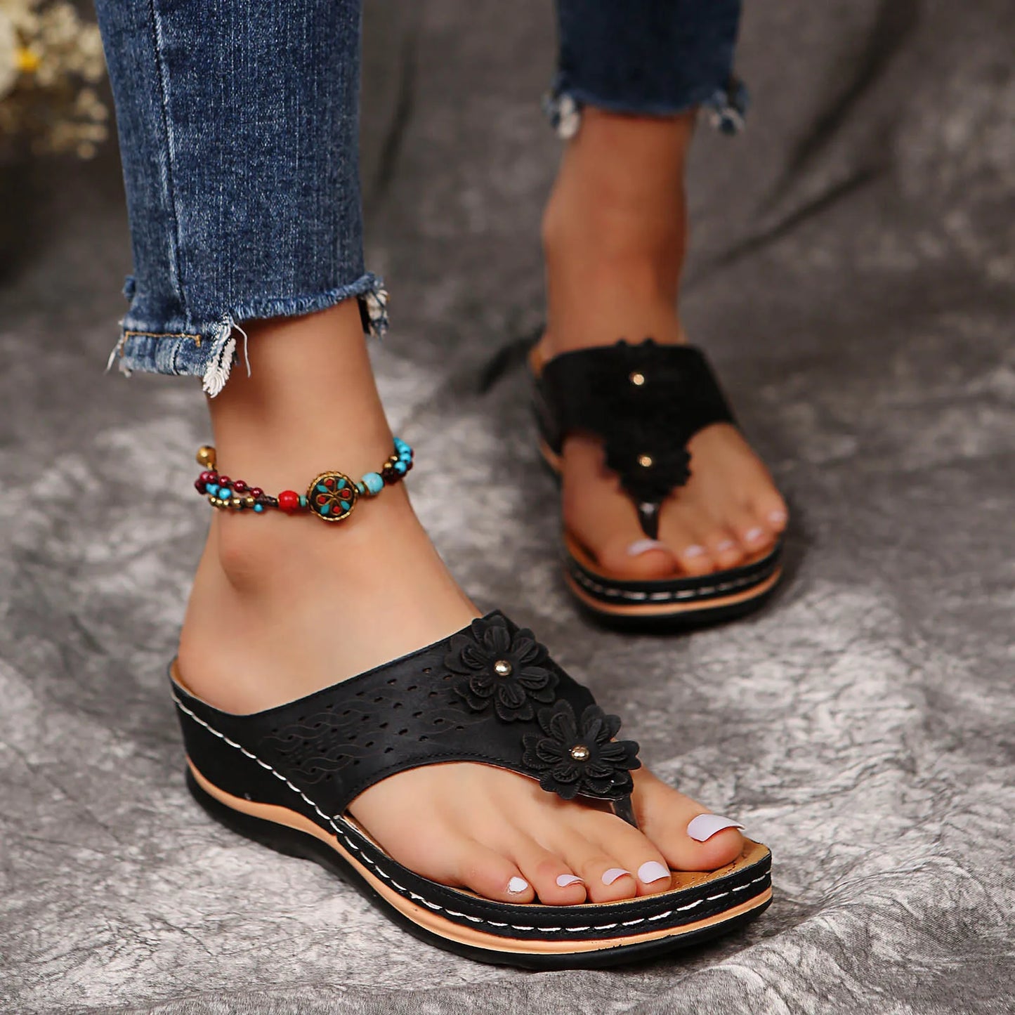 New Women's Slippers Fashion Flower Solid Color Wedge Flip-Flops Outdoor Platform Non-slip Beach Sandals Sandalias Shoes