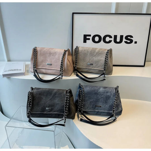 Women's Street Trend Large Capacity Chain Underarm Bag Spring New Retro Style Versatile Handheld Shoulder Bag