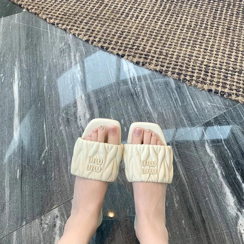 Square Head Letter Flat Bottom Summer Outwear Slippers Women's New Fashion Anti slip Fairy Style One word Slippers