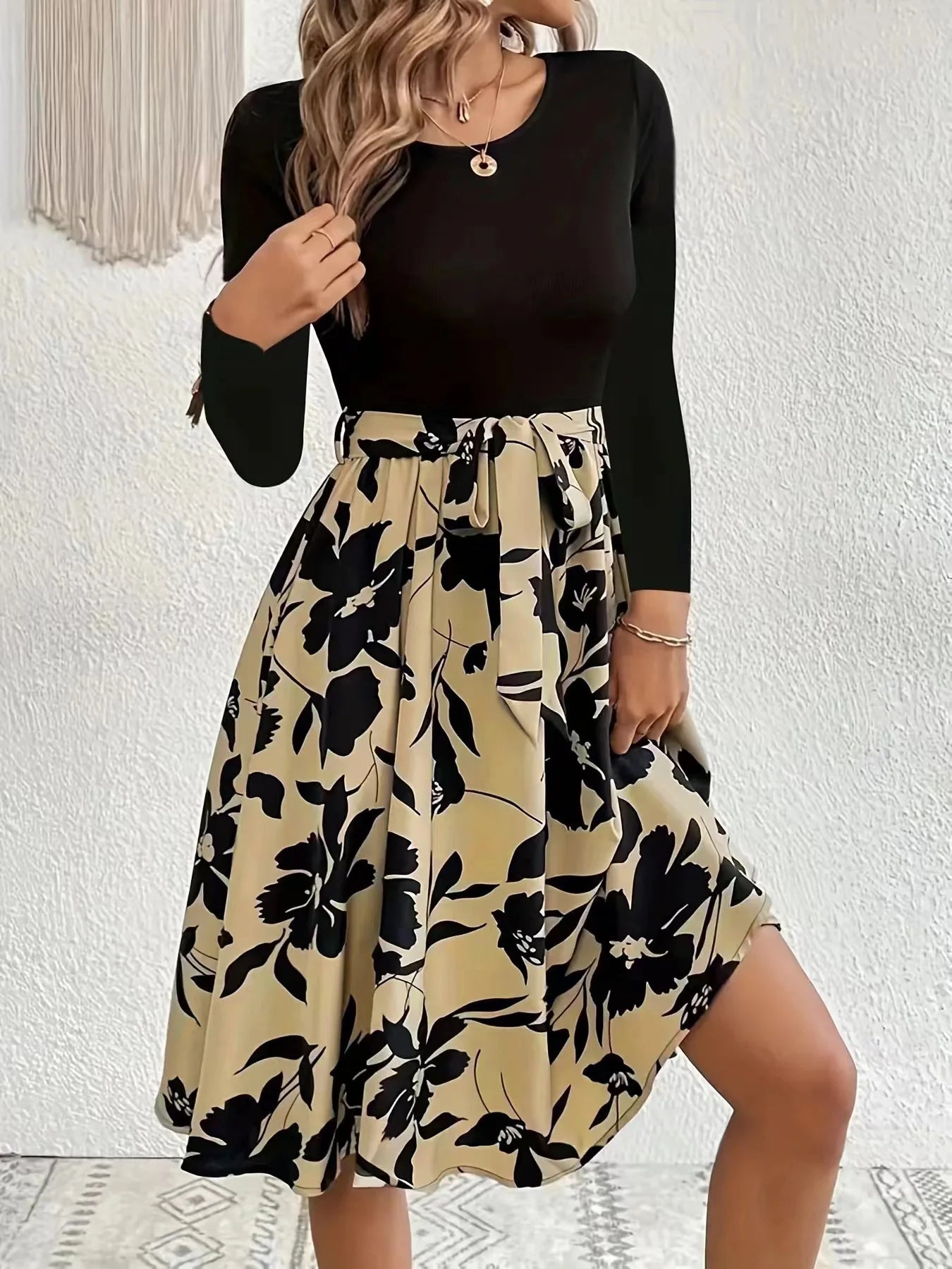 Dresses For Women  Autumn New Printed Long Sleeve O Neck Leace-up Vestidos Fashion Casual Beach Party A Line Dress