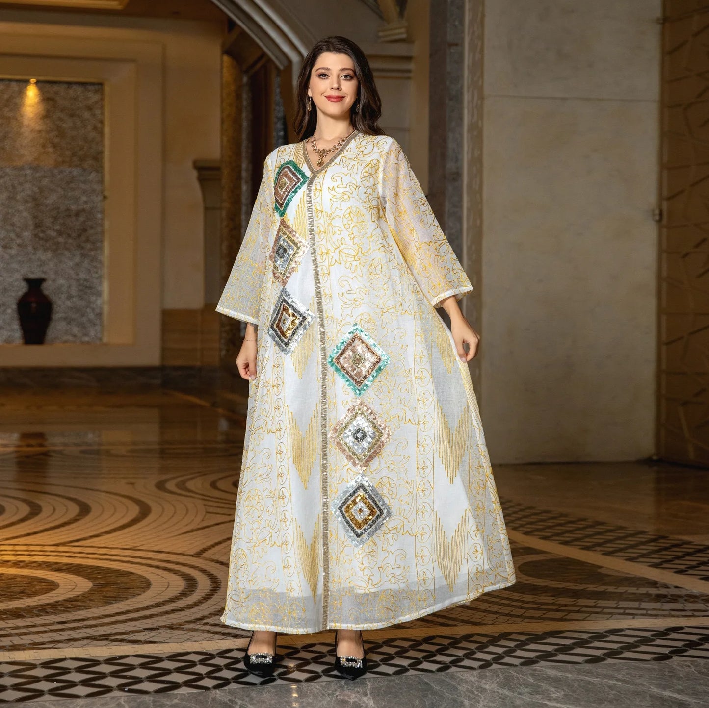 Luxury Middle East Gown Muslim Mesh Embroidery Bead Piece Flower Gown Temperament woman Dress