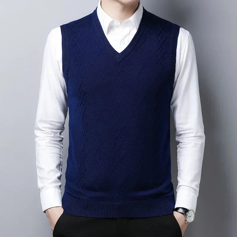 New Style Wool Knitted Vest Men's  Solid Color Casual Knitted Vest Pullover Sweater
