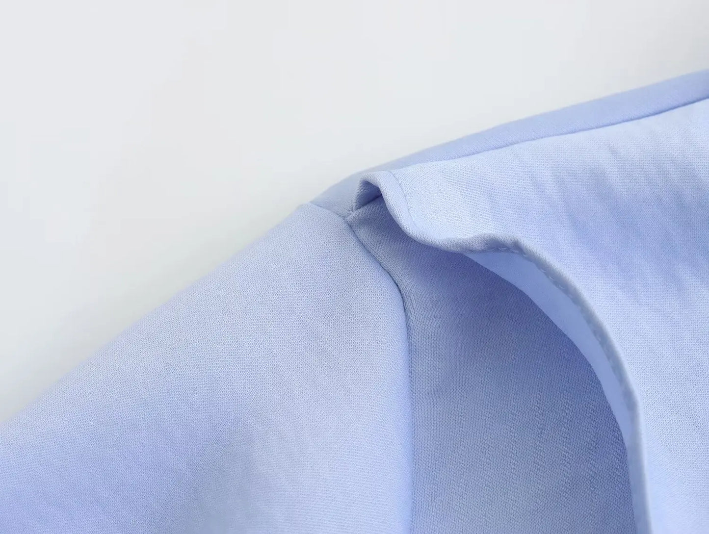 Women's Fashion New Three-color Temperament Laminated Decorative Shirt Retro Long-sleeved Exquisite Button Chic Top elegant
