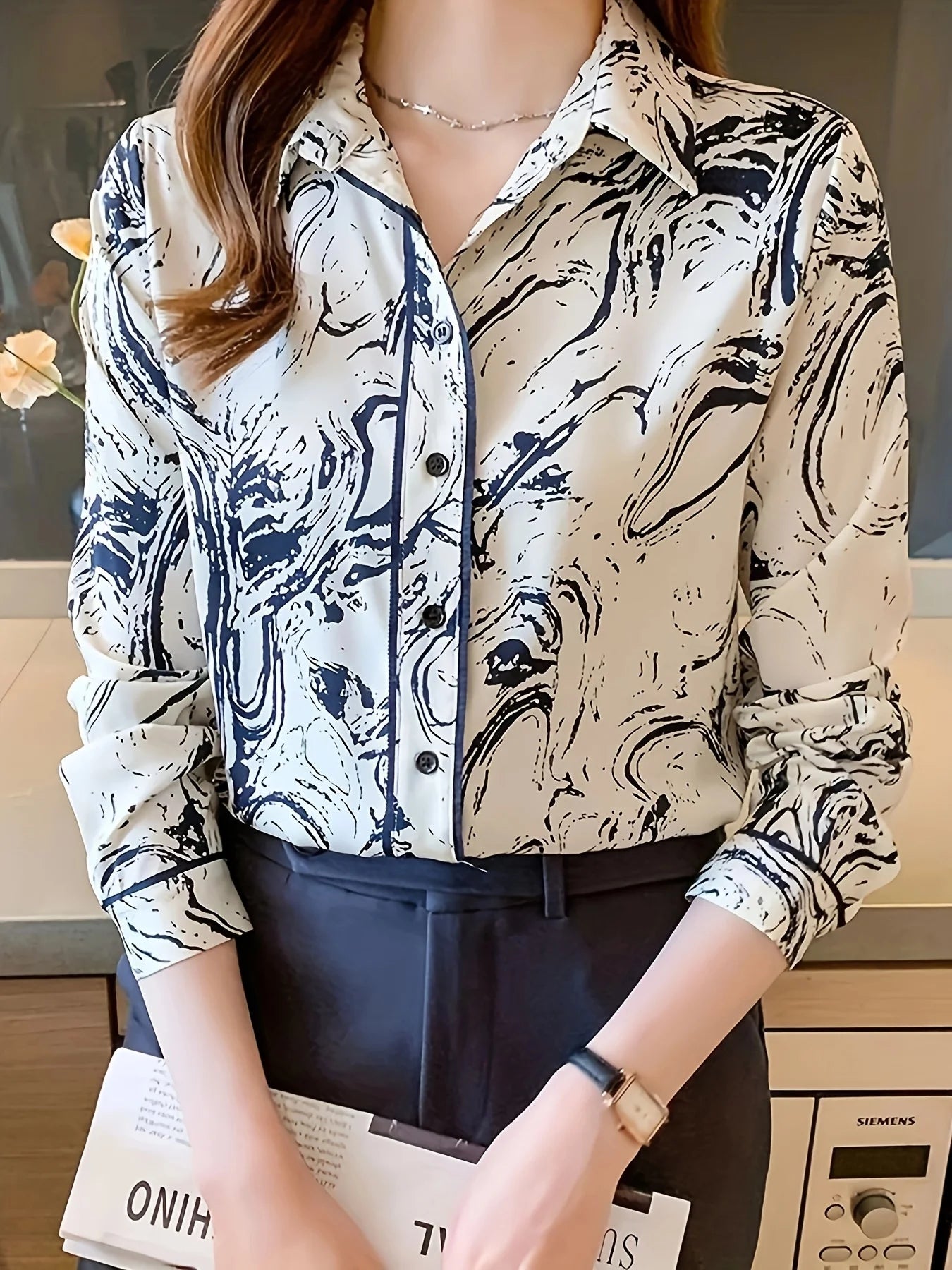 Fashion flower print shirts for ladies New elegant Women's Blouses Long Sleeve Button-Down Tops