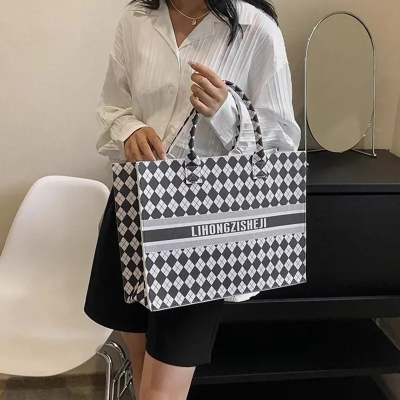 Super Large Capacity Fashion Felt Handbag Supermarket Shopping Gift Handheld Tote Bag Cartoon Gift Felt Crossbody Bag