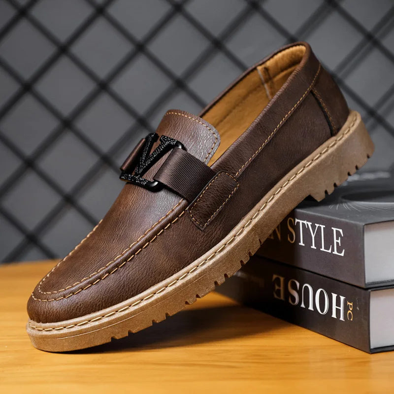 New Leather Casual Shoes for Men British Lace-up Oxford Shoes Men's Classic Business Dress Shoes Men Loafers  Hombre