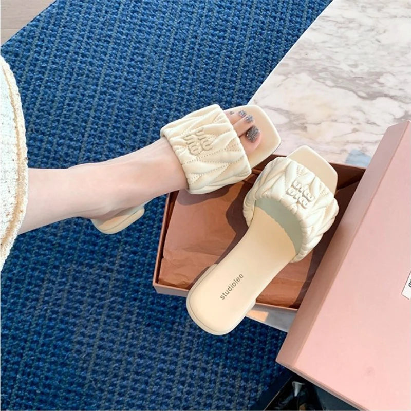Square Head Letter Flat Bottom Summer Outwear Slippers Women's New Fashion Anti slip Fairy Style One word Slippers