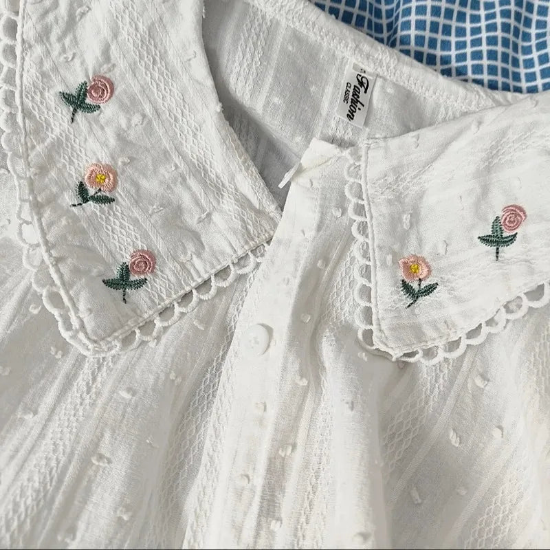 Long Sleeve Shirts Women Vintage Sweet Floral Embroidery Loose Peter Pan Collar All-match Gentle Design Lovely Preppy Female Ins