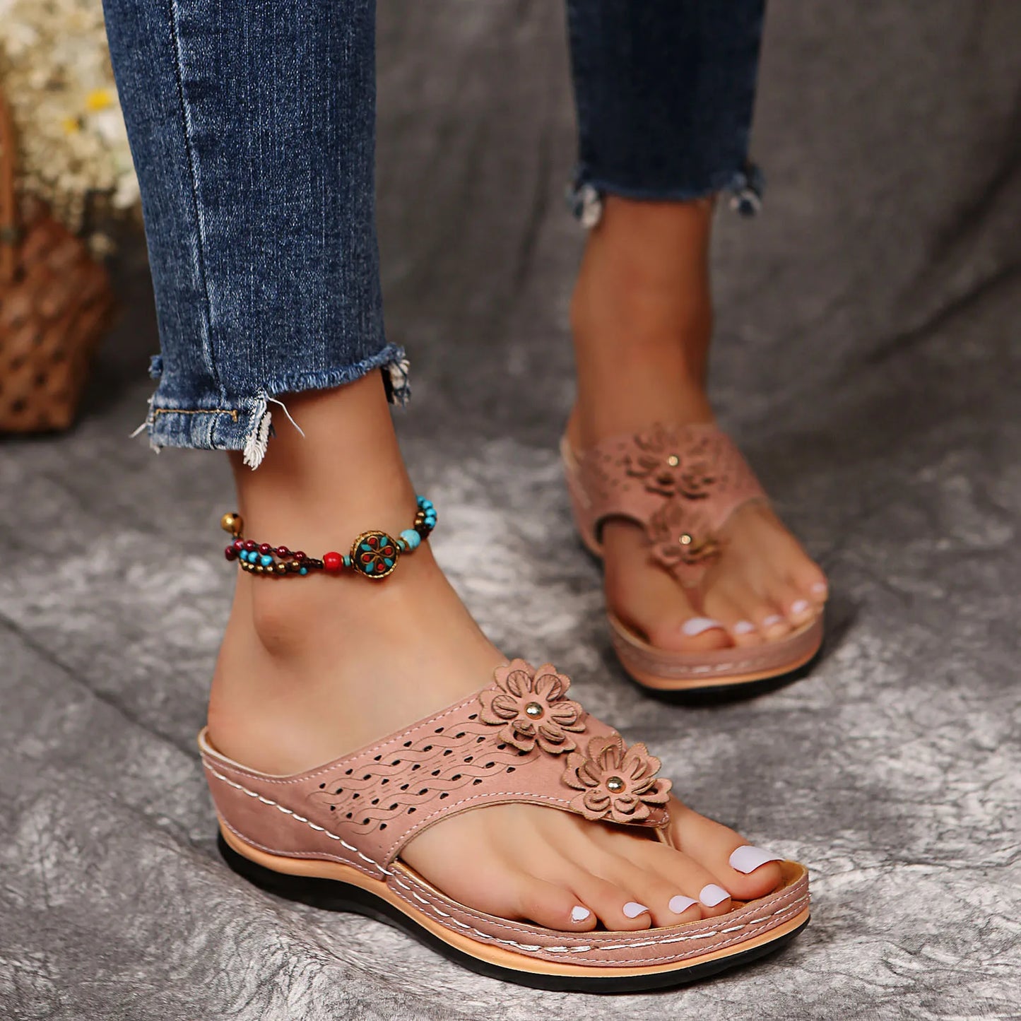 New Women's Slippers Fashion Flower Solid Color Wedge Flip-Flops Outdoor Platform Non-slip Beach Sandals Sandalias Shoes