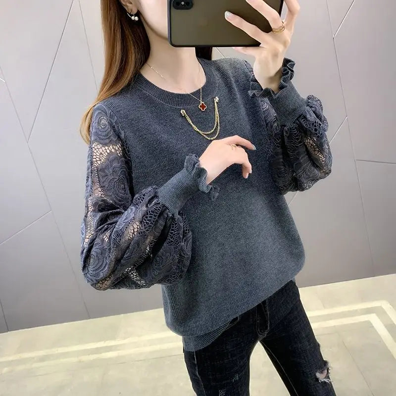 New Spring and Autumn Round Neck Pullover Hollow Out Sweater Women's Knitted Loose Lace Fashion Casual Top Chain Trend