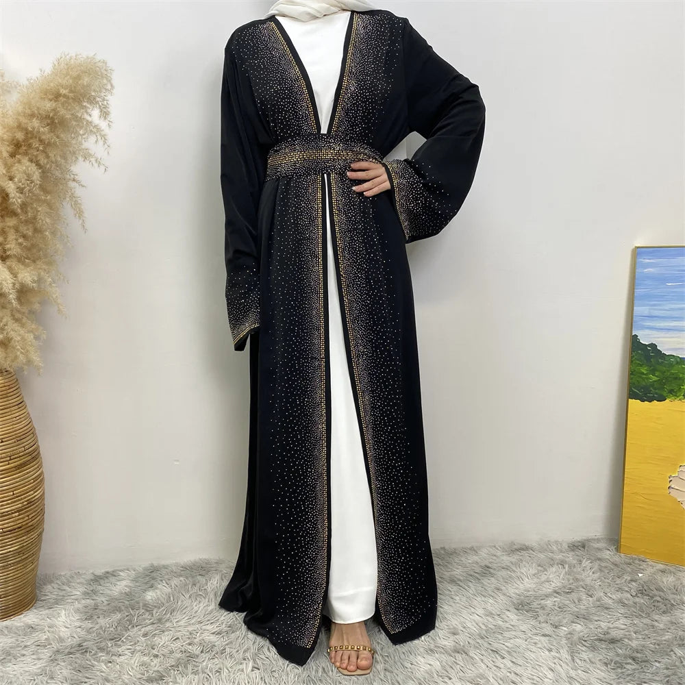 woman Middle East Muslim ironing drill cardigan robe