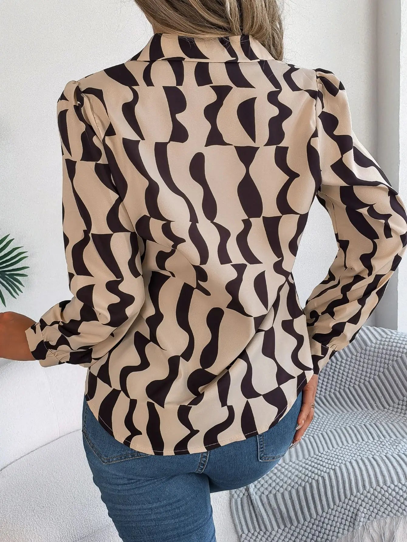 Autumn and Winter Shirts Contrast Stripe Notched Collar Long Sleeve Tops Women Single Breasted Elegant Shirt