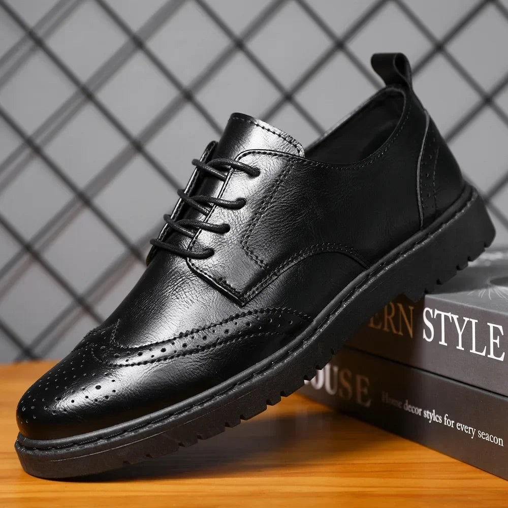 New Leather Casual Shoes for Men British Lace-up Oxford Shoes Men's Classic Business Dress Shoes Men Loafers  Hombre