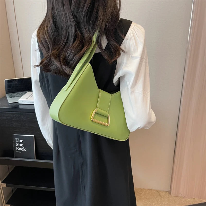Small Underarm Shoulder Side Bags for Women Designer Fashion Handbags Trend Leather Underarm Ladies Solid Color Bag