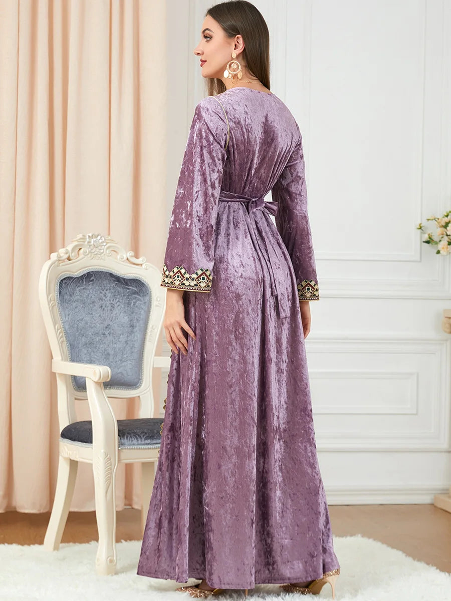 Muslim Abaya Women's New Loose Fitting V-Neck High-End Long Dress Elegant Long Sleeved Golden Velvet Dresses