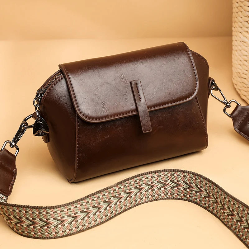 High Quality Small Crossbody Bag Women Trend Luxury Oil Wax Leather Shoulder Bag Fashion Ladies Handbag And Messenger Purse