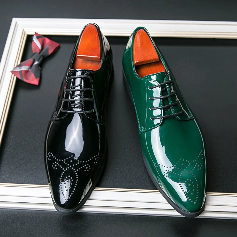Elegant Patent Leather Leather Shoes Men Pointed Head Fashion Dress Shoes Man Party Pointed Glossy Wedding Shoes