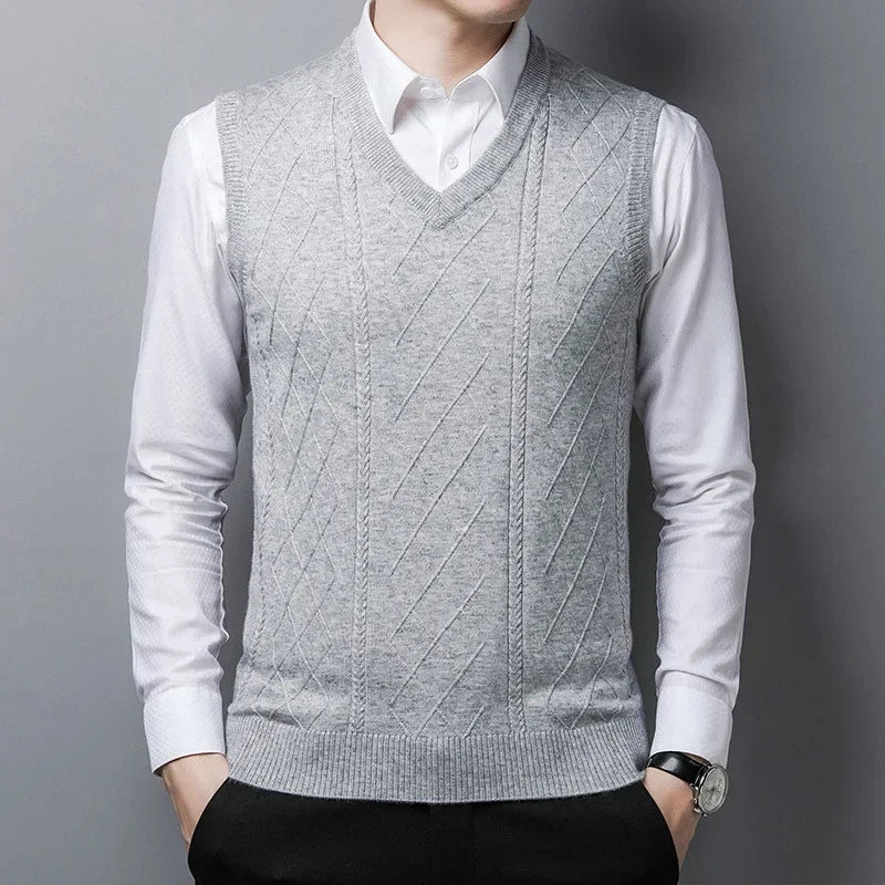 New Style Wool Knitted Vest Men's  Solid Color Casual Knitted Vest Pullover Sweater