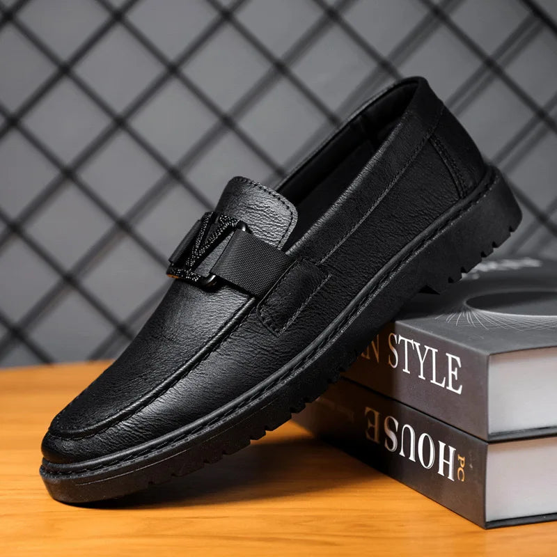 New Leather Casual Shoes for Men British Lace-up Oxford Shoes Men's Classic Business Dress Shoes Men Loafers  Hombre