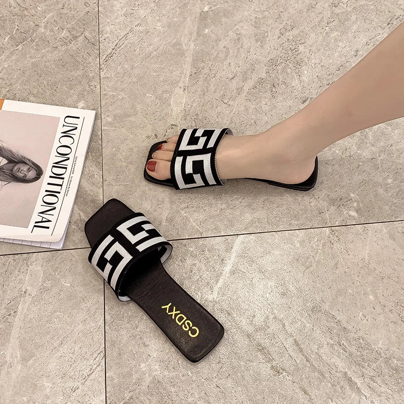 Women Falt Heels Slipper Summer New Outdoor Non-slip Casual Ladies Sildes Plus Size 42 Sapatos Mujer Fashion Women Sandals