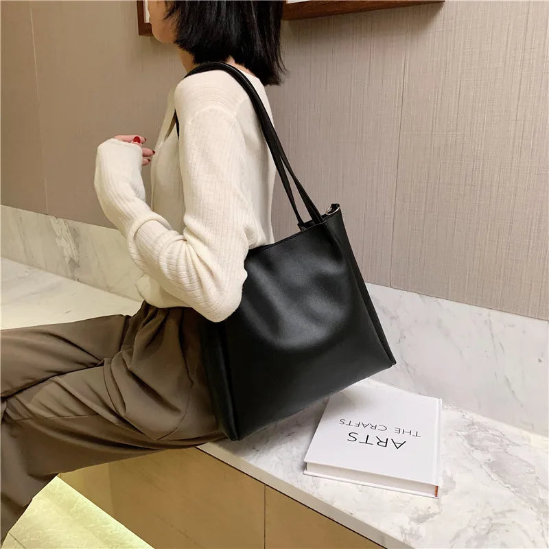 Simple Women Bucket Shoulder Bags New Solid Color Handbags Retro Large Capacity Tote Bags Large Capacity Pu Leather Bags
